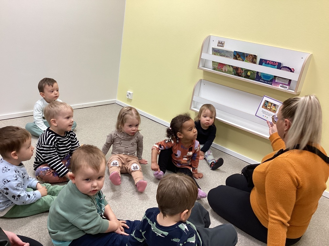 IMG_4700.jpeg Kirjan lukuhetki
