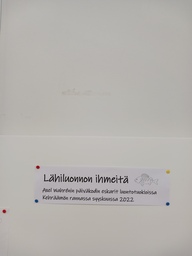 Lähiluonnon ihmeitä näyttely