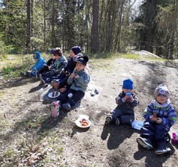 Grilliruoka maistui kaikille lapsille.
