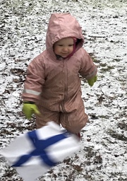 Lasten Suomen lippu viesti.