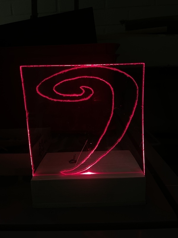 Valmis led-valaisin työ