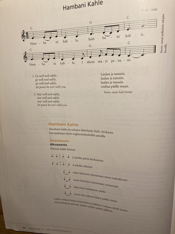 Ham-ba-ni kah-le, hambani kahle,  hambani kahle, i-nko-ni ma-yi pe-na-ni.