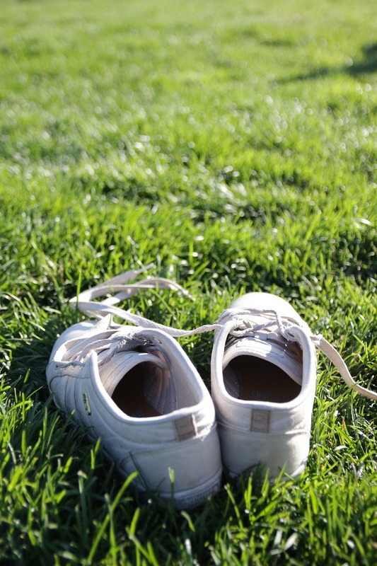 sneakers-865681_1280.jpg