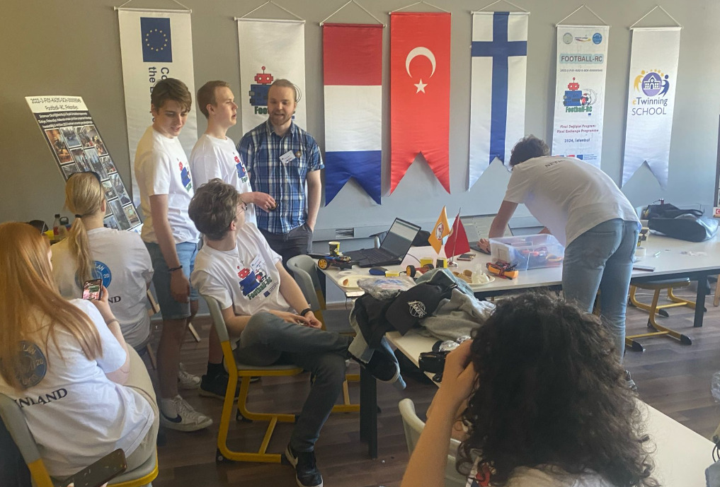 Istanbul, työskentelyä.PNG