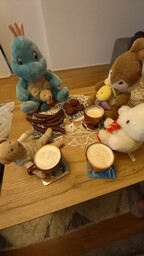 Kahvihetkellä ystävien kanssa