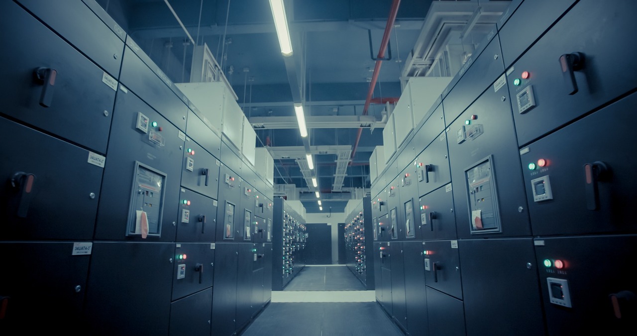 electrical-2476782_1920.jpg