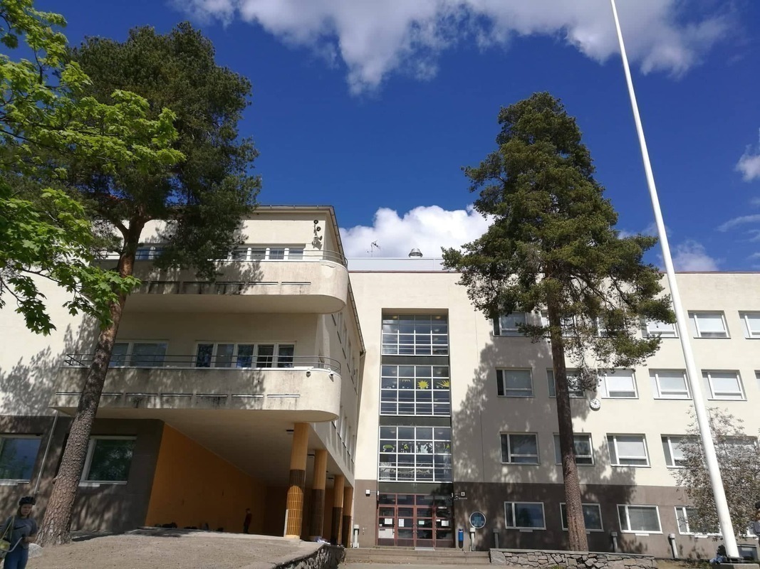 Keskustan koulu