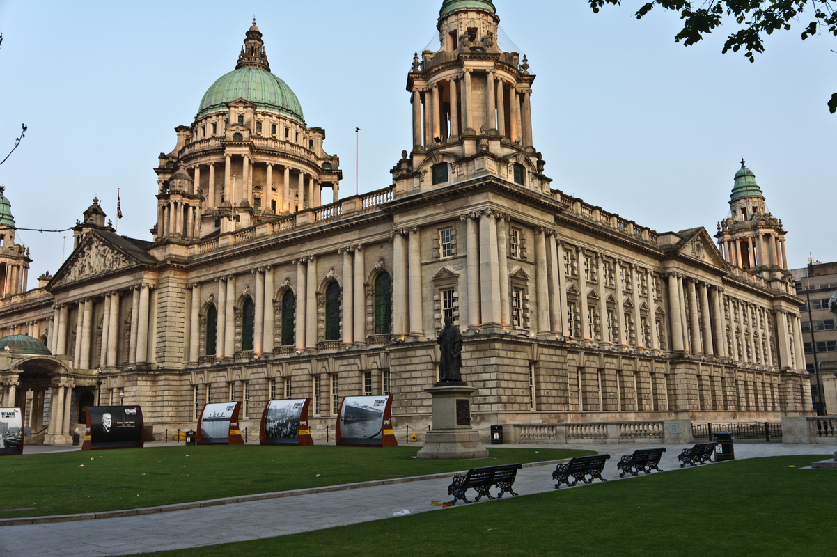 Belfast_City_Hall.jpg
