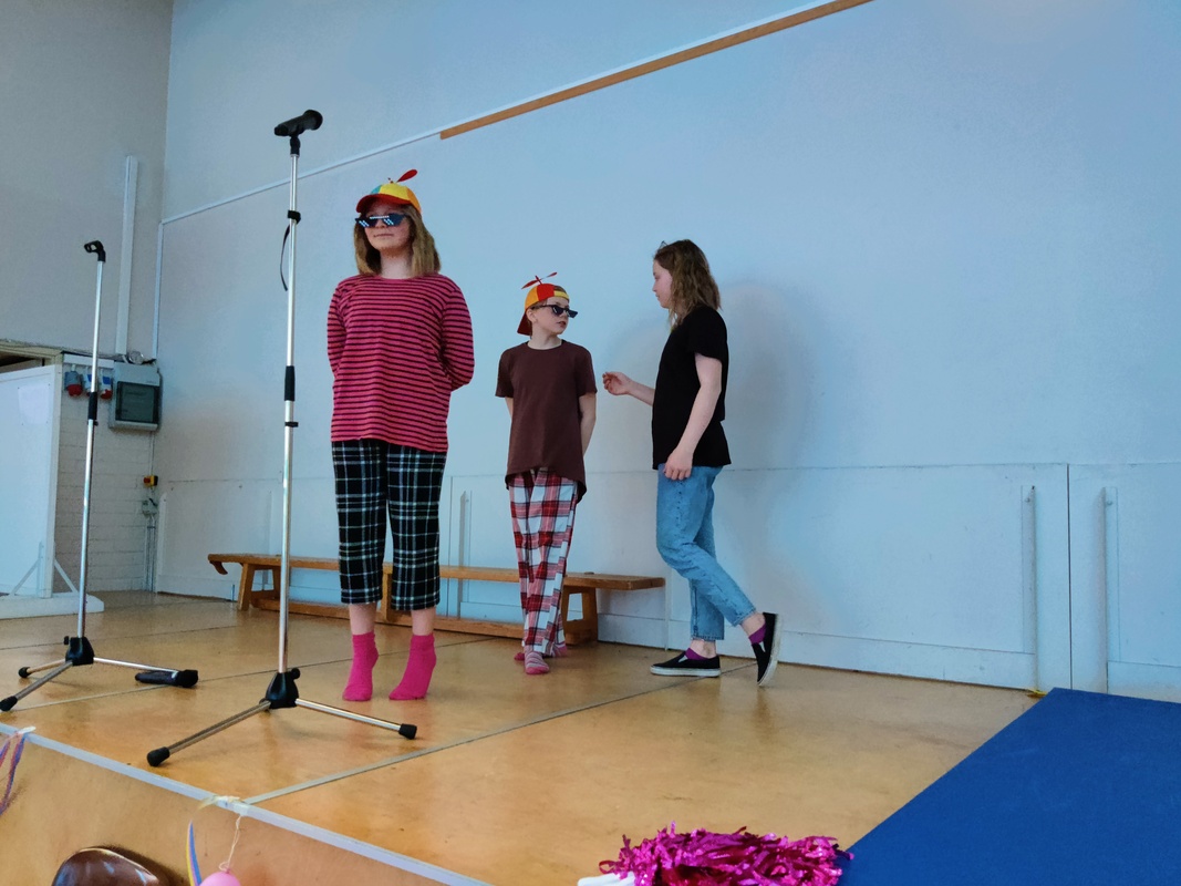 talentkilpailijat Kuvassa talentkilpailijoita