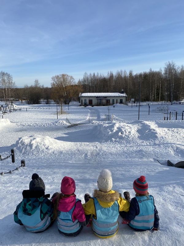 Mäenlaskua.