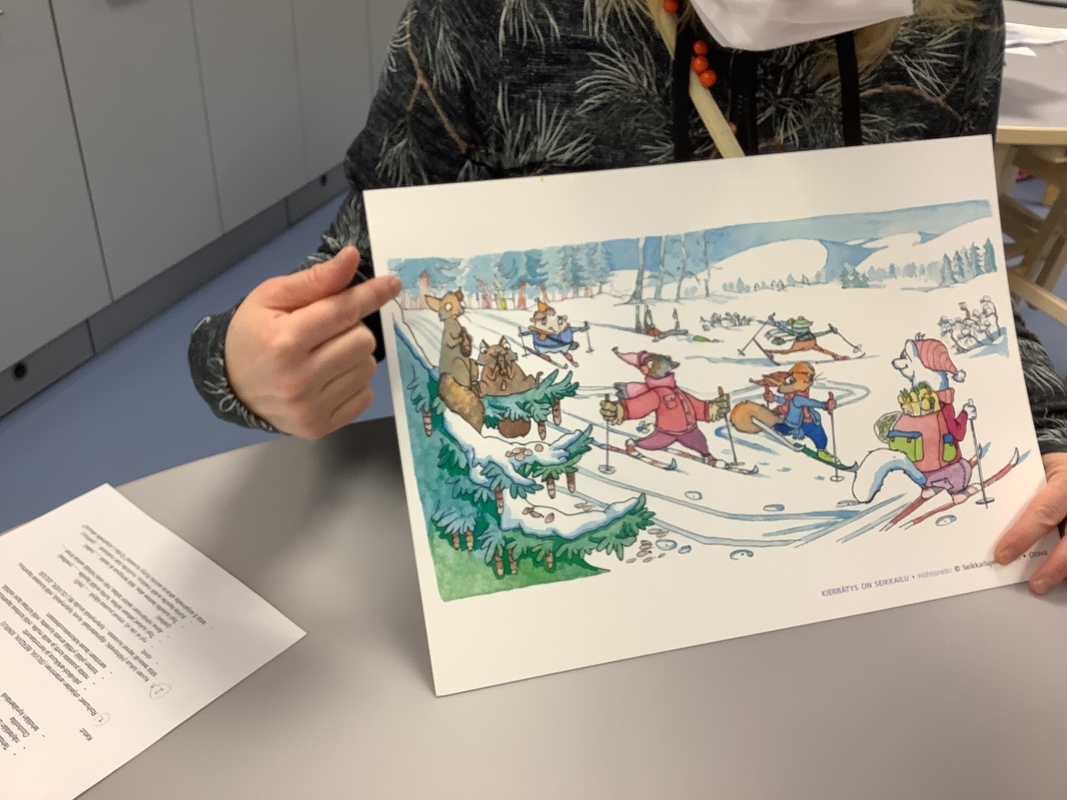Seikkailujen eskarin tarinassa eskarilaiset olivat hiihtoretkellä.