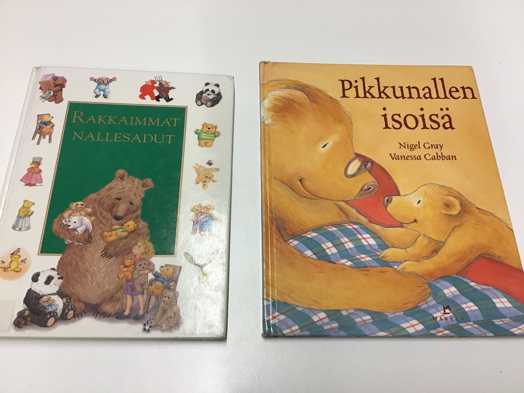Kirjastopanda luki lapsille kaksi kirjaa pe 30.10.