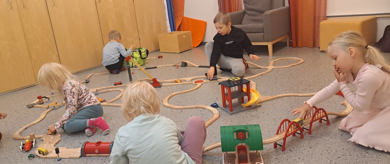 Ihanaa leikkimistä!😄