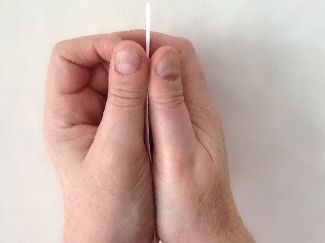 Ääni syntyy, kun ilma saadaan värisemään. Se onnistuu vaikkapa lehti- tai paperipillillä. Leveä kasvin lehti tai paperi toimii hyvin, kun se pingoitetaan peukaloiden väliin ja puhalletaan.