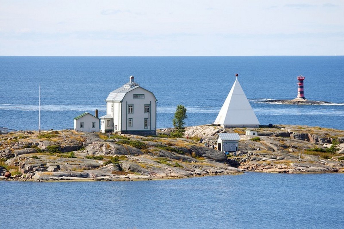 Ulkosaaristoa. Ahvenanmaa.