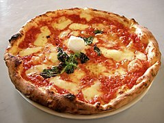 240px-Eq_it-na_pizza-margherita_sep2005_sml.jpg