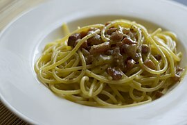 270px-Pasta_alla_carbonara_(9642168387).jpg