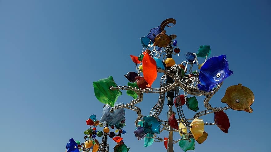 art-sculpture-tree-glass-colour-colourful-glassinator-yerevan-armenia.jpg