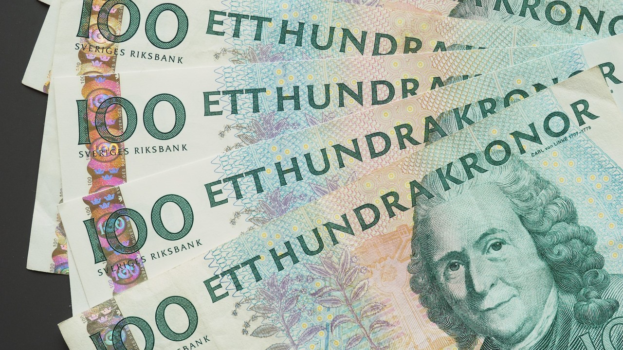 Carl von Linné Ruotsin sadan kruunun setelissä.