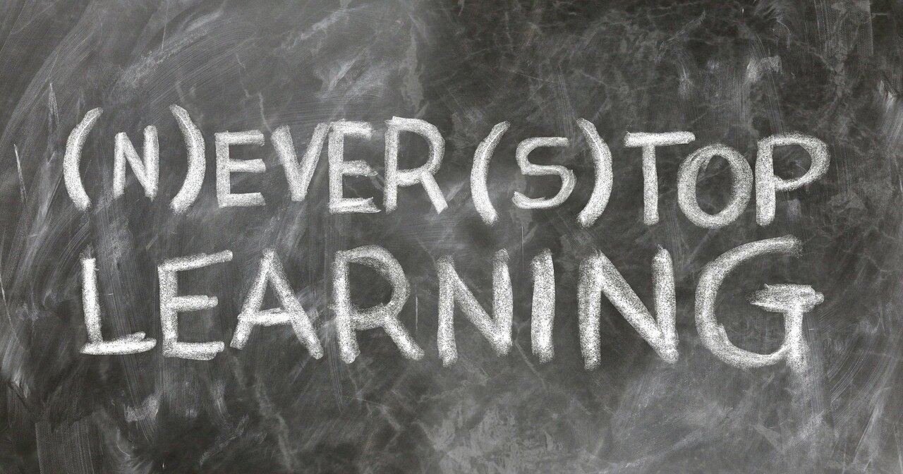adult-education-3258944_1920.jpg