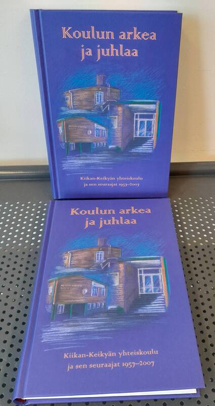 Koulun arkea ja juhlaa -kirjoja on vielä jäljellä Äetsän koululla. Tarjoushinta 5 euroa. Kanslia: 0407128190 tai noora.poutala@sastamala.fi