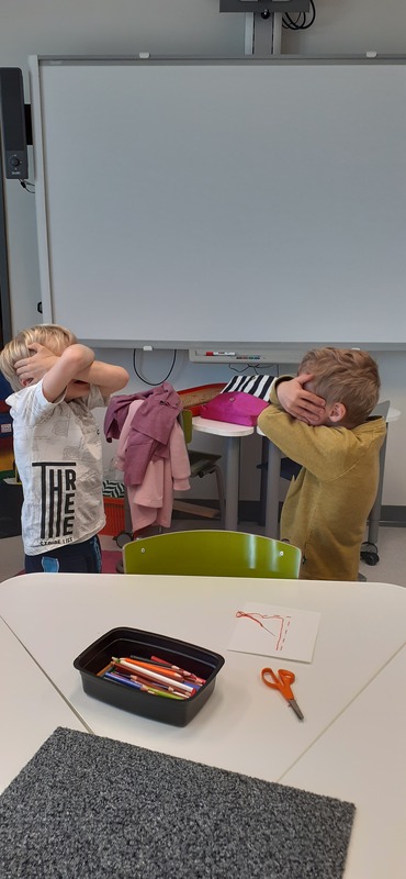 Parövning, vi leker spegel.