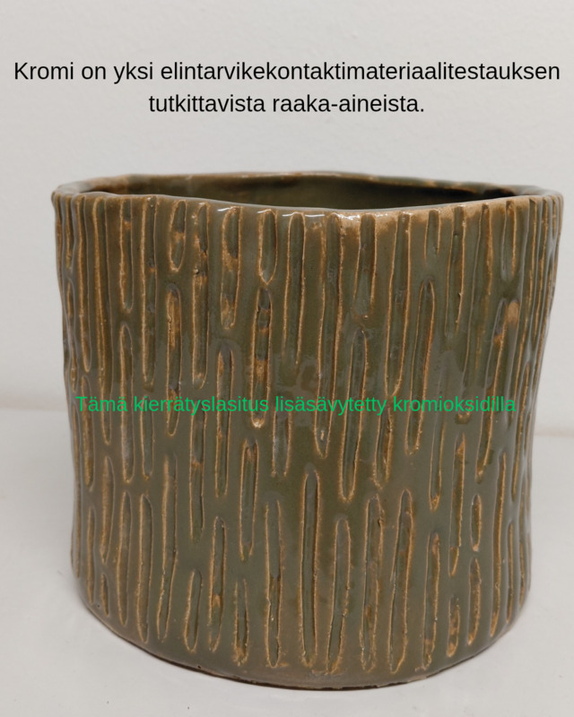 Tämä jkierrätyslasitus lisä sävytetty kromioksidilla_20260329_091427_0000.png